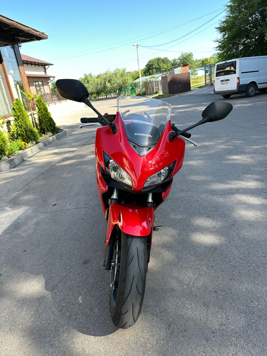 Honda CBR 500R foto 6
