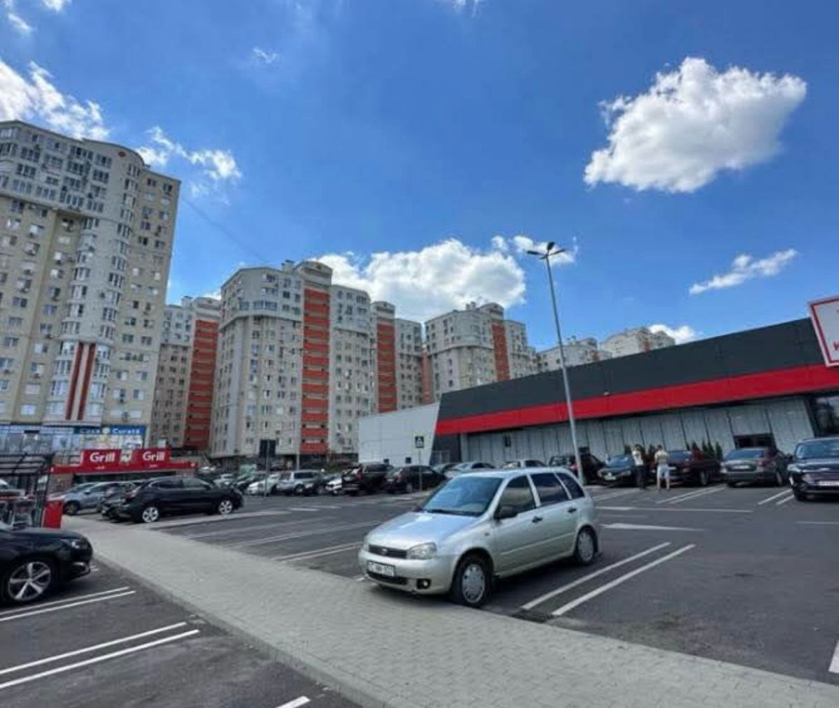 Botanica, str. Nicolae Testemițanu