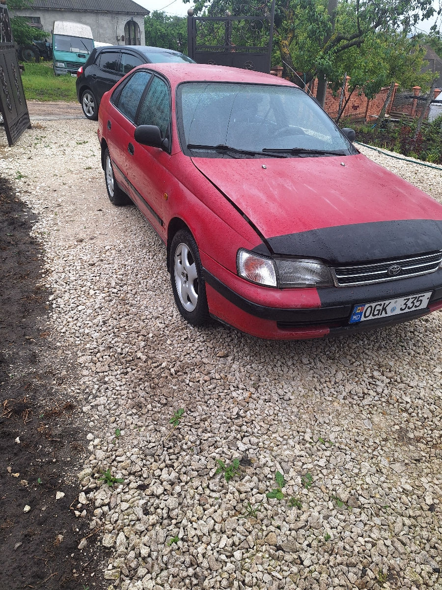 Toyota Carina фото 1