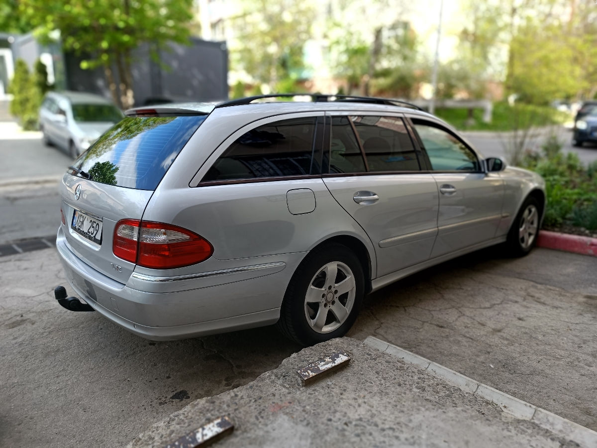 Mercedes E-Class foto 8