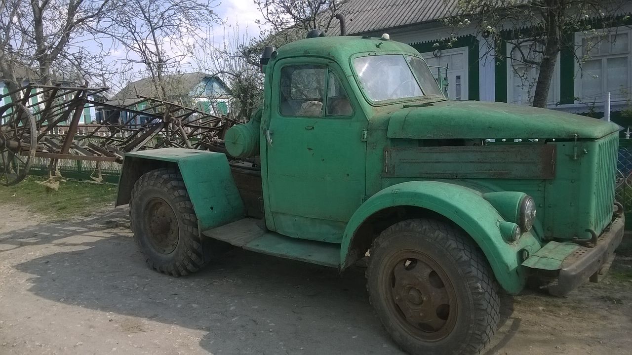 Tractor  cu  motor  dizeli  sigma  samodelca ... foto 2