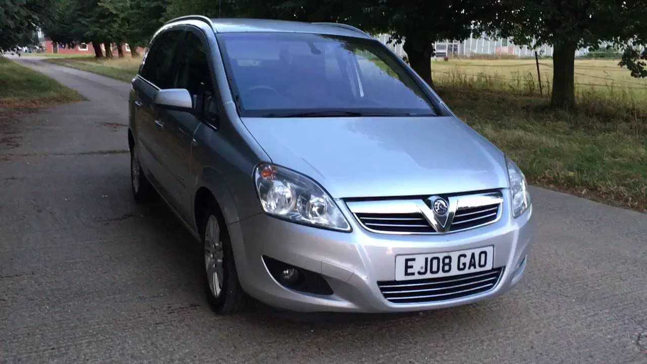 Opel Zafira фото 4