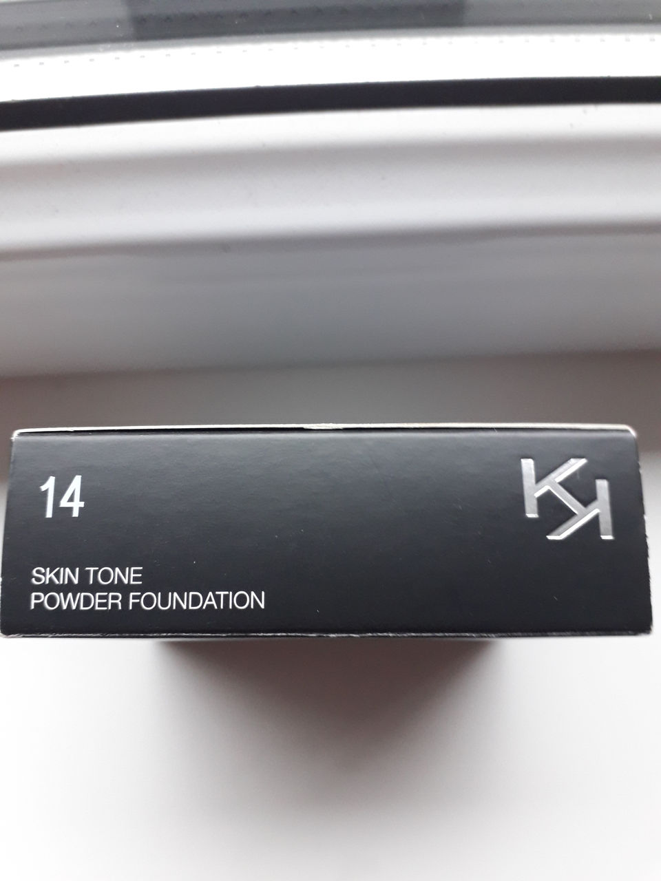 Пудра Kiko. Fond de teint en poudre. N14