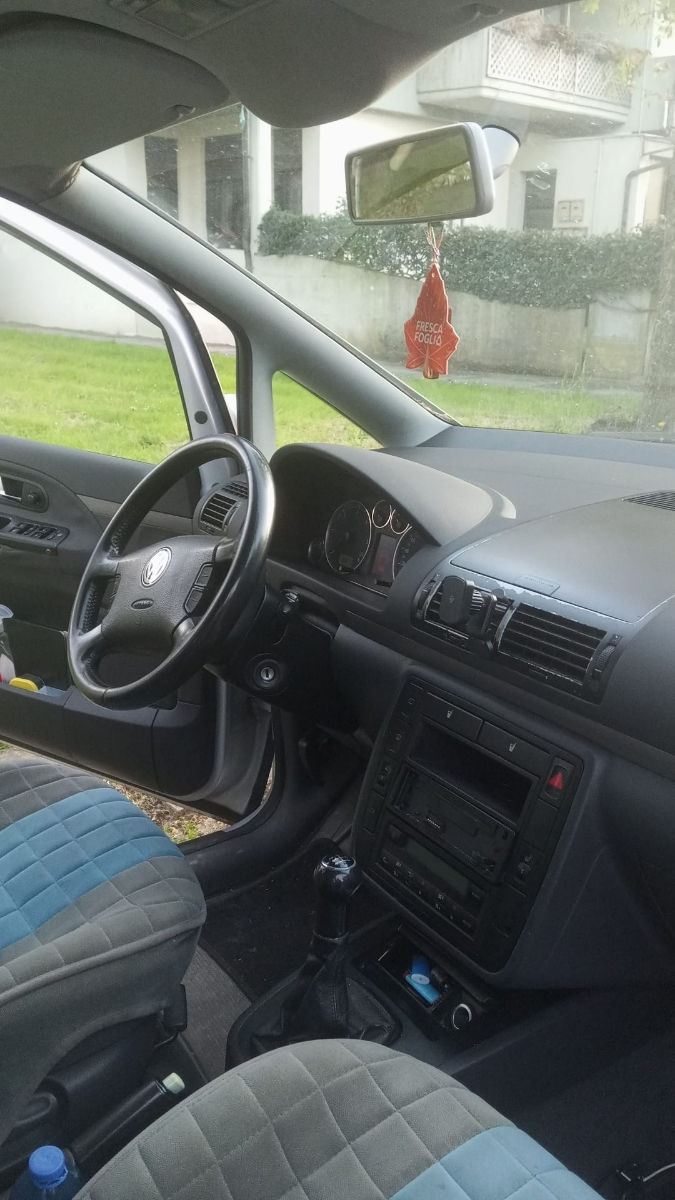 Volkswagen Sharan foto 7
