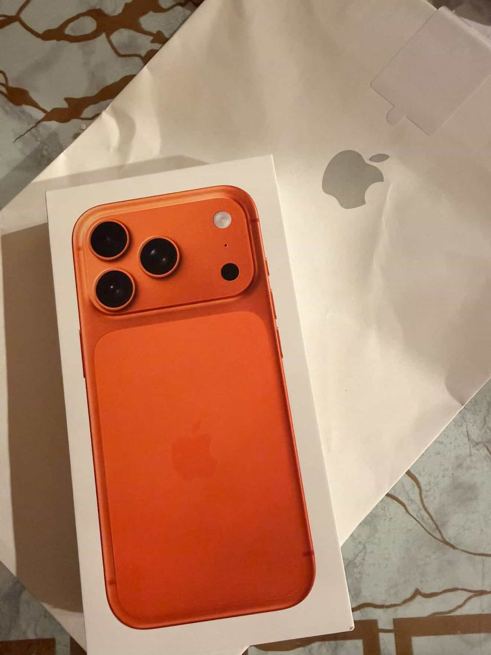 iPhone 17 pro 256gb