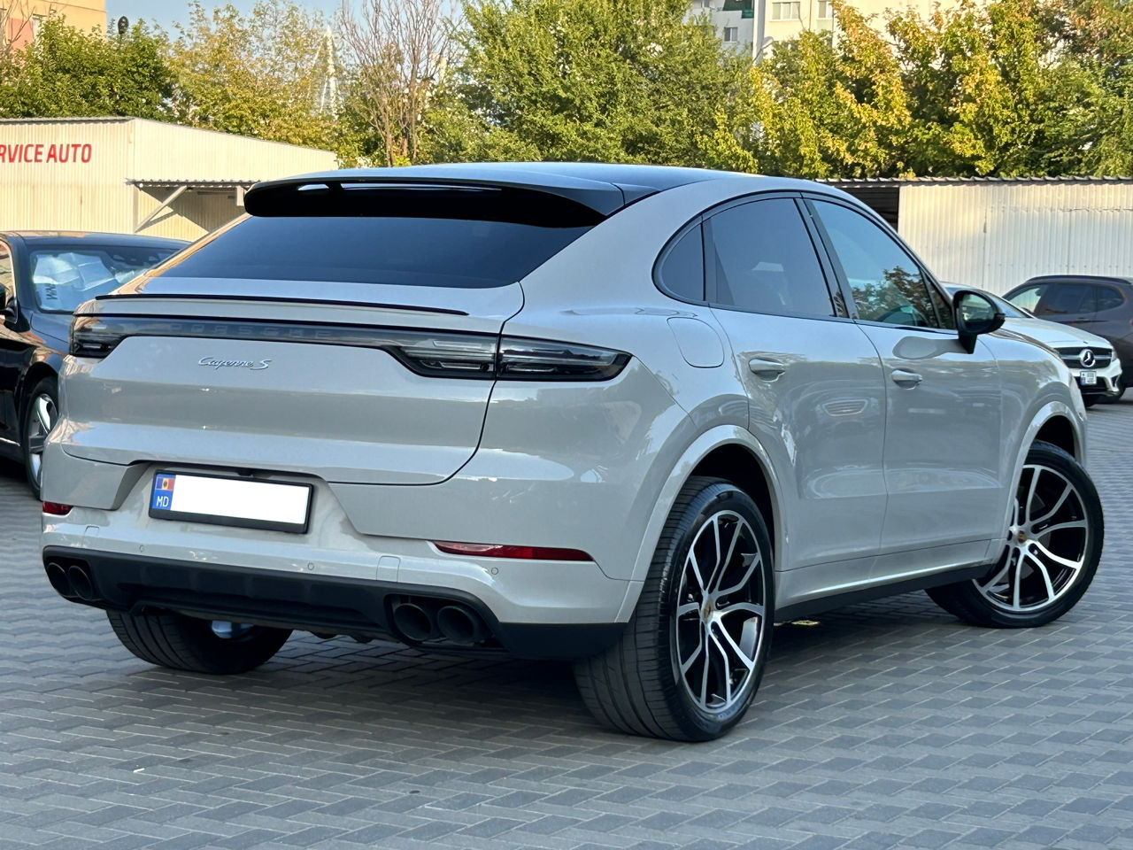 Porsche Cayenne Coupe foto 3