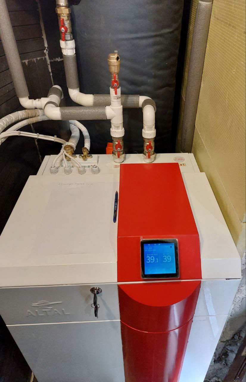 Pompa de caldura pentru incalzire, aer conditionat si apa calda foto 7