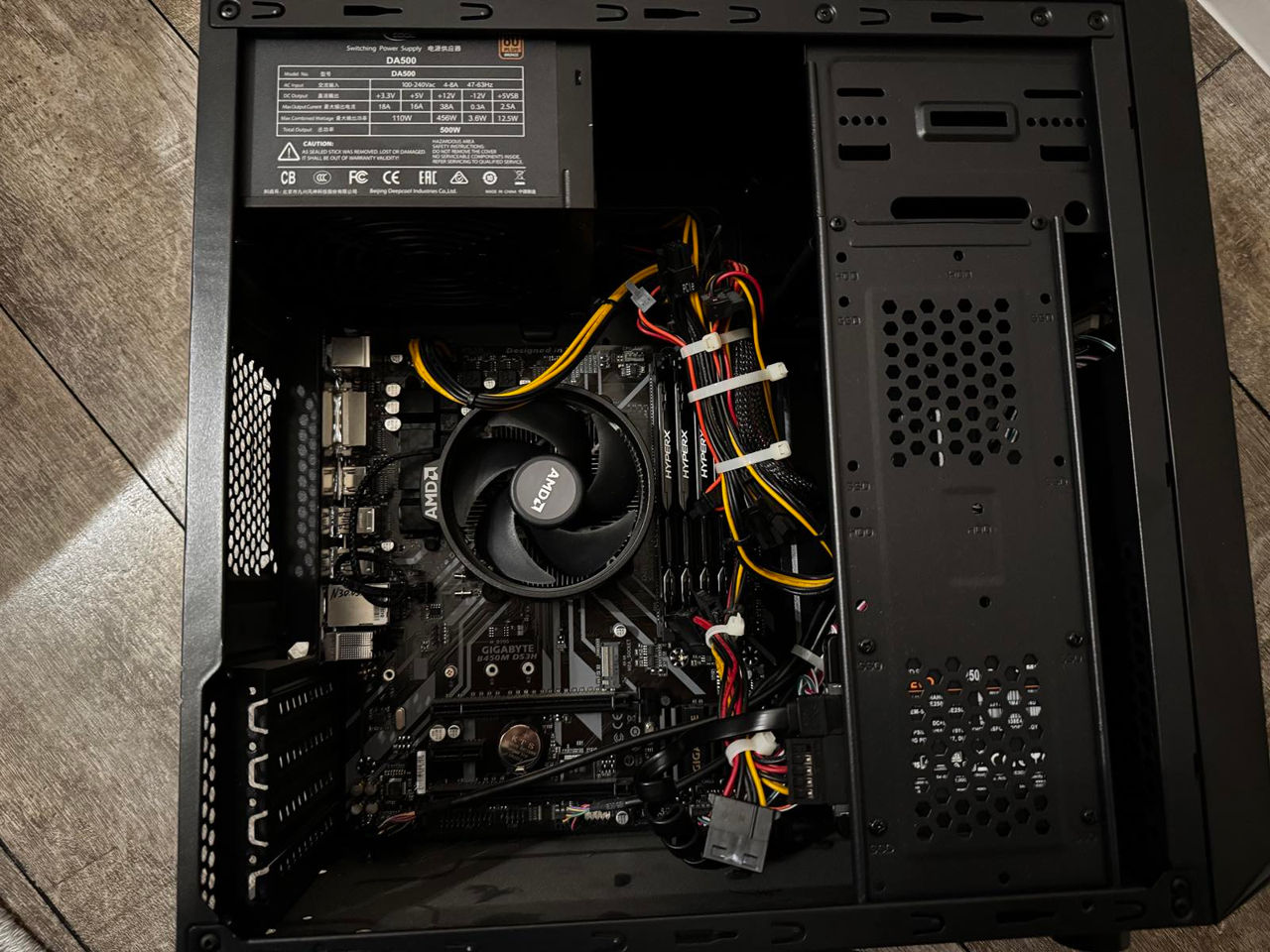 Ryzen 3 2200G, Gigabyte B450M DS3H, RAM DDR4 16/32 GB, SSD 256 GB foto 1