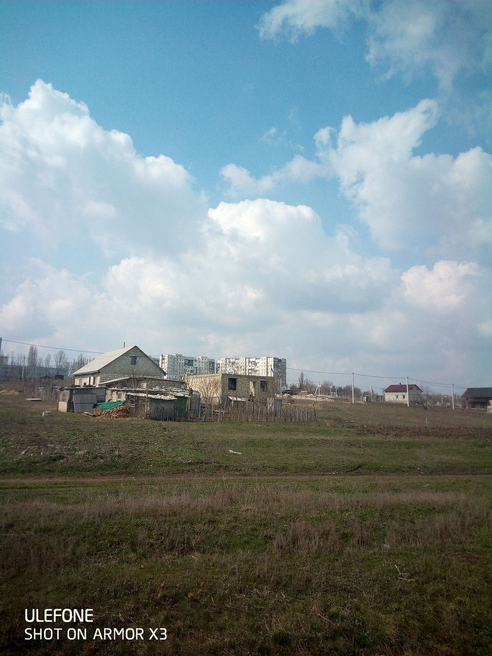 Teren de construcție Sîngera-Dobrogea lîngă mănăstire cu fața spre iaz foto 4