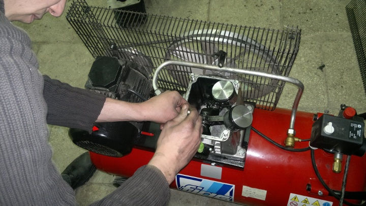 Ремонт компрессора. Аренда компрессора. Inchiriere si reparatie compresor de aer foto 5