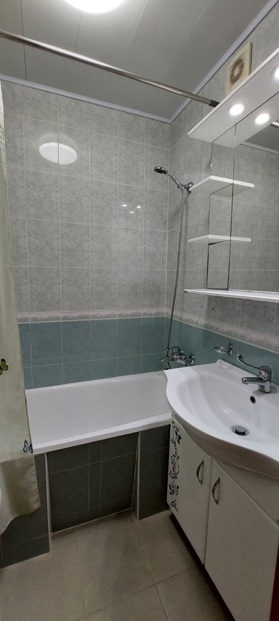 Apartament cu 3 camere, 72 m², Botanica, Chișinău foto 6