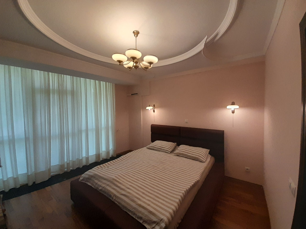 Apartament cu 3 camere, 105 m², Centru, Chișinău foto 9