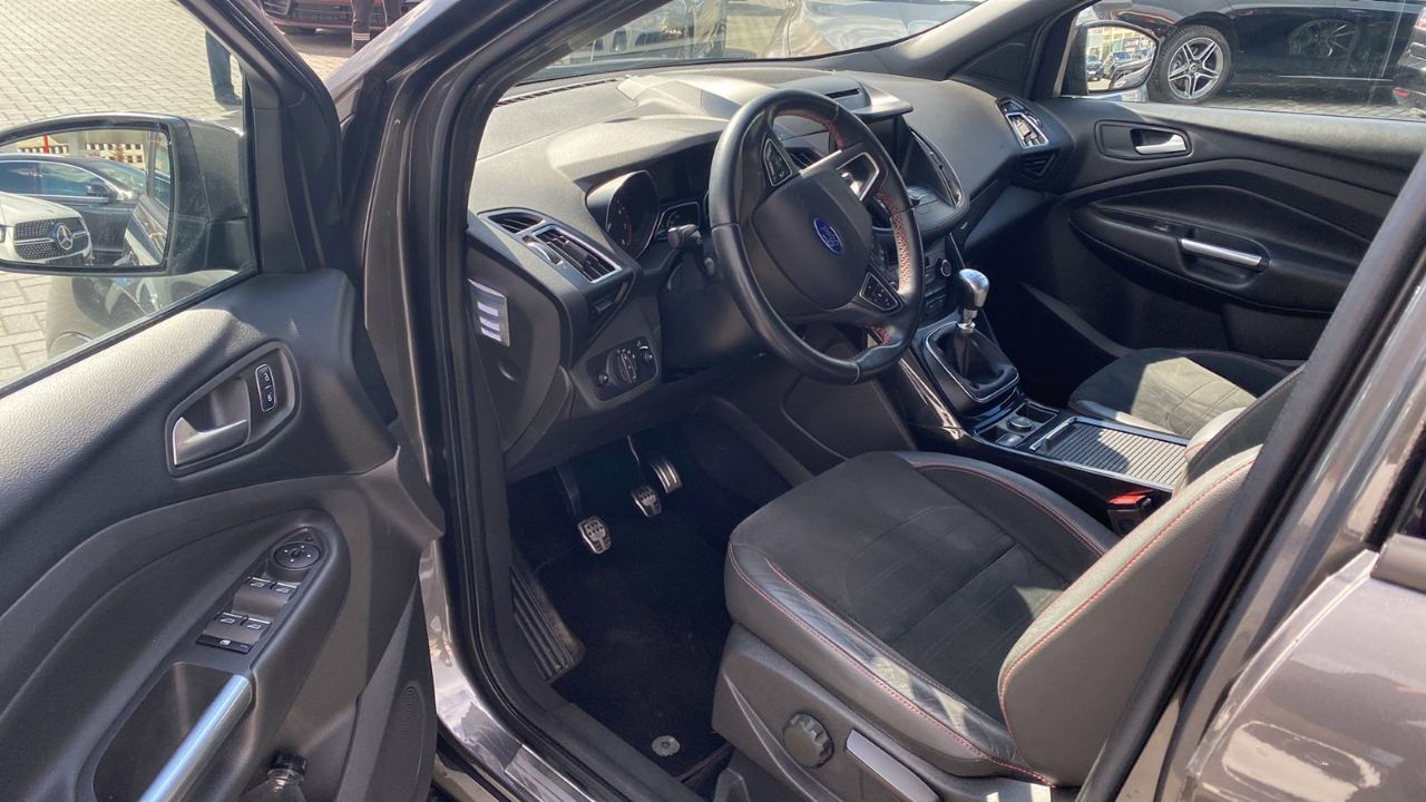 Ford Kuga фото 6