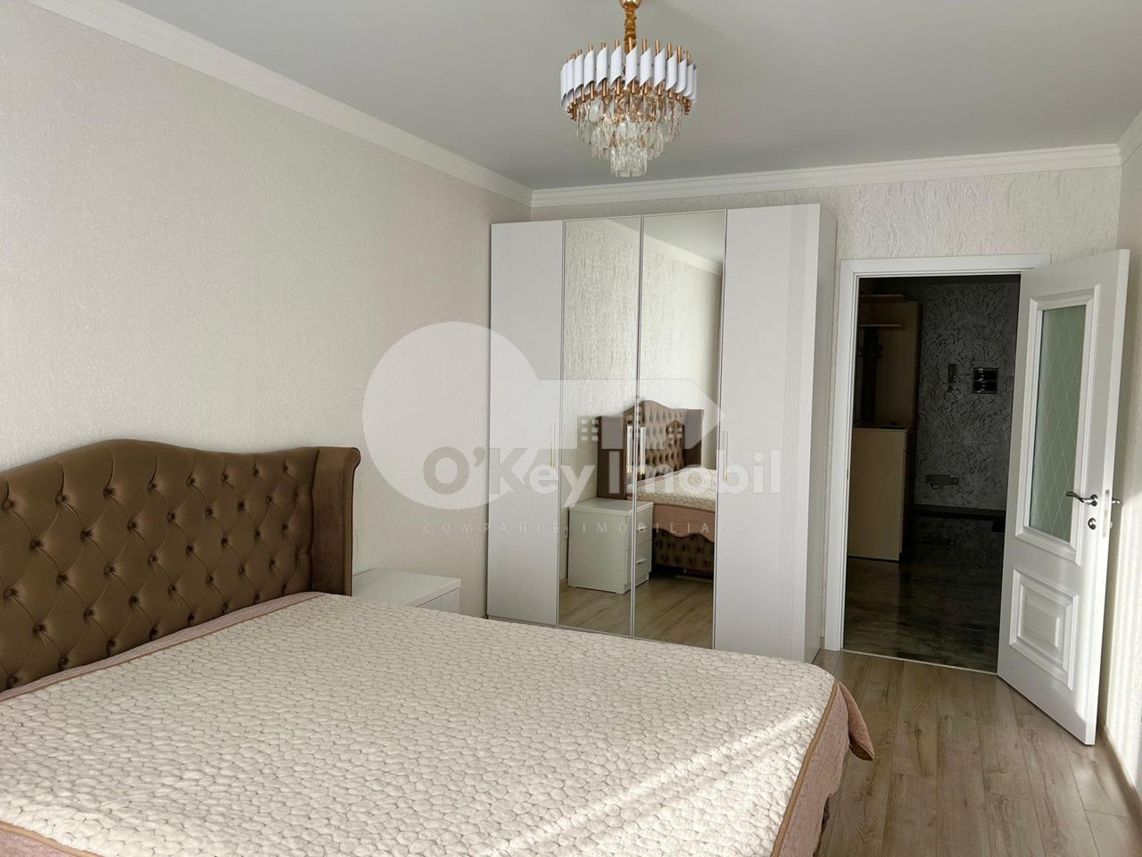 Apartament cu 2 camere, 70 m², Buiucani, Chișinău foto 3