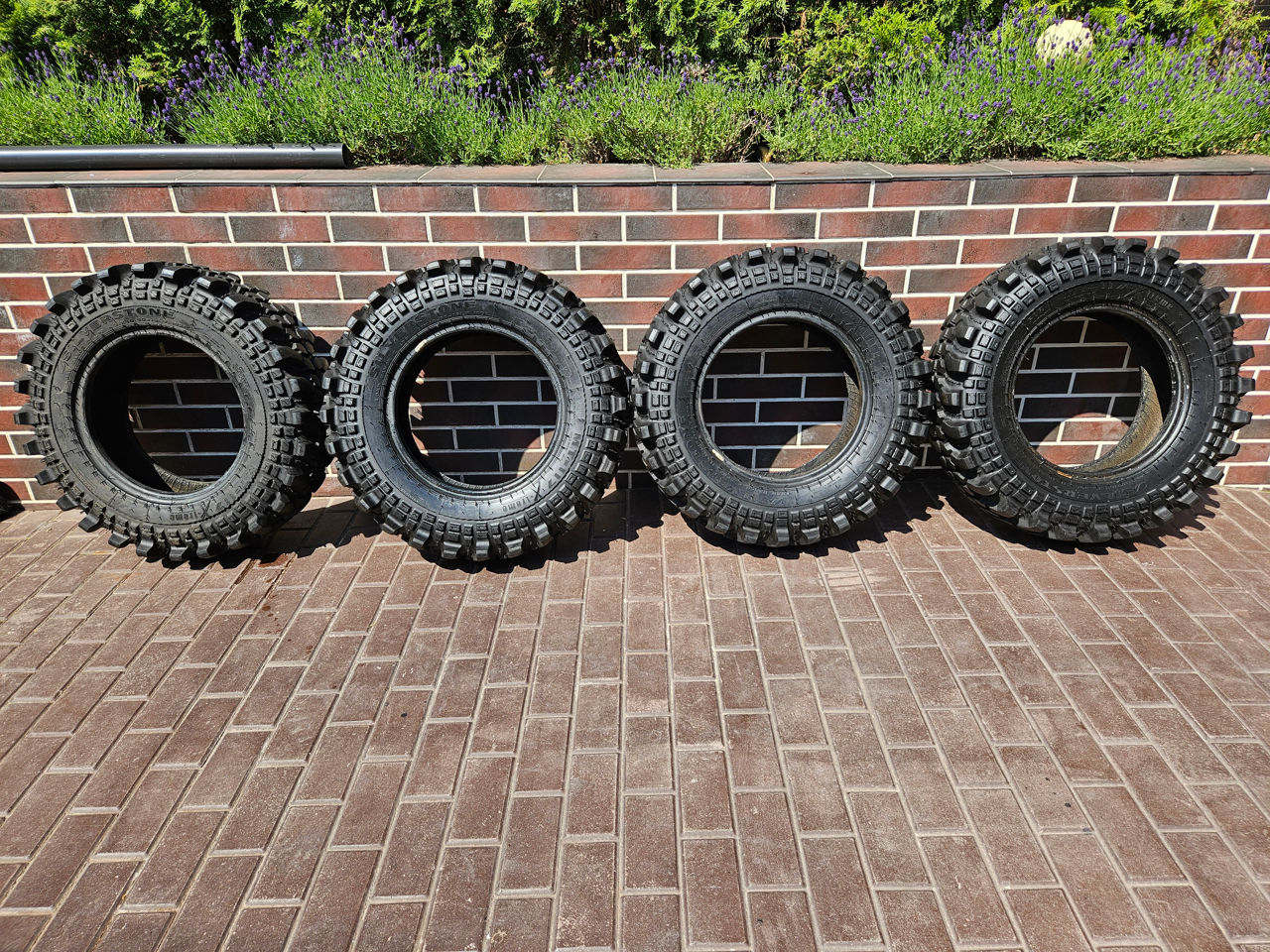 Anvelope Silverstone 31x10,5 R16 foto 0