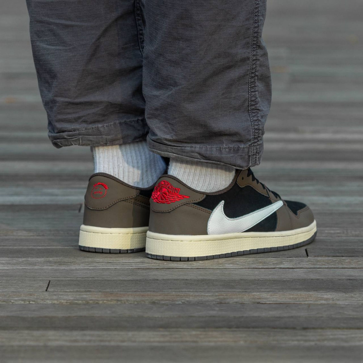 Nike Air Jordan 1 Retro  Low x Travis Scott Unisex foto 9