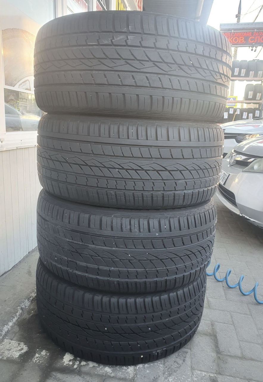 295/40 R21