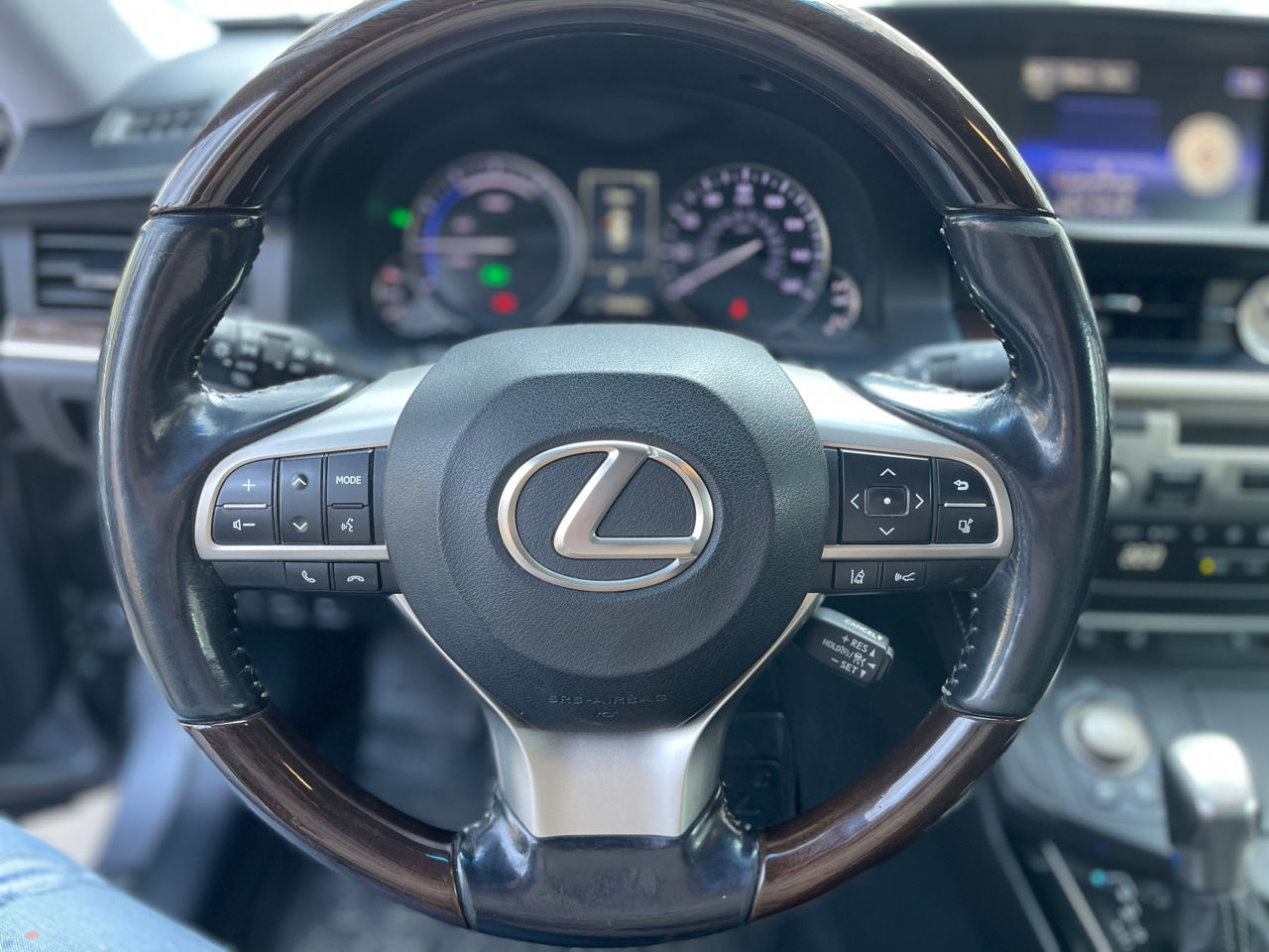 Lexus Es Series фото 12