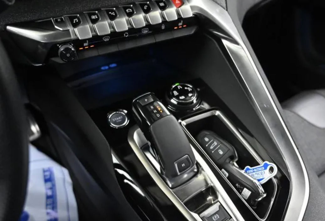 Peugeot 3008 foto 5