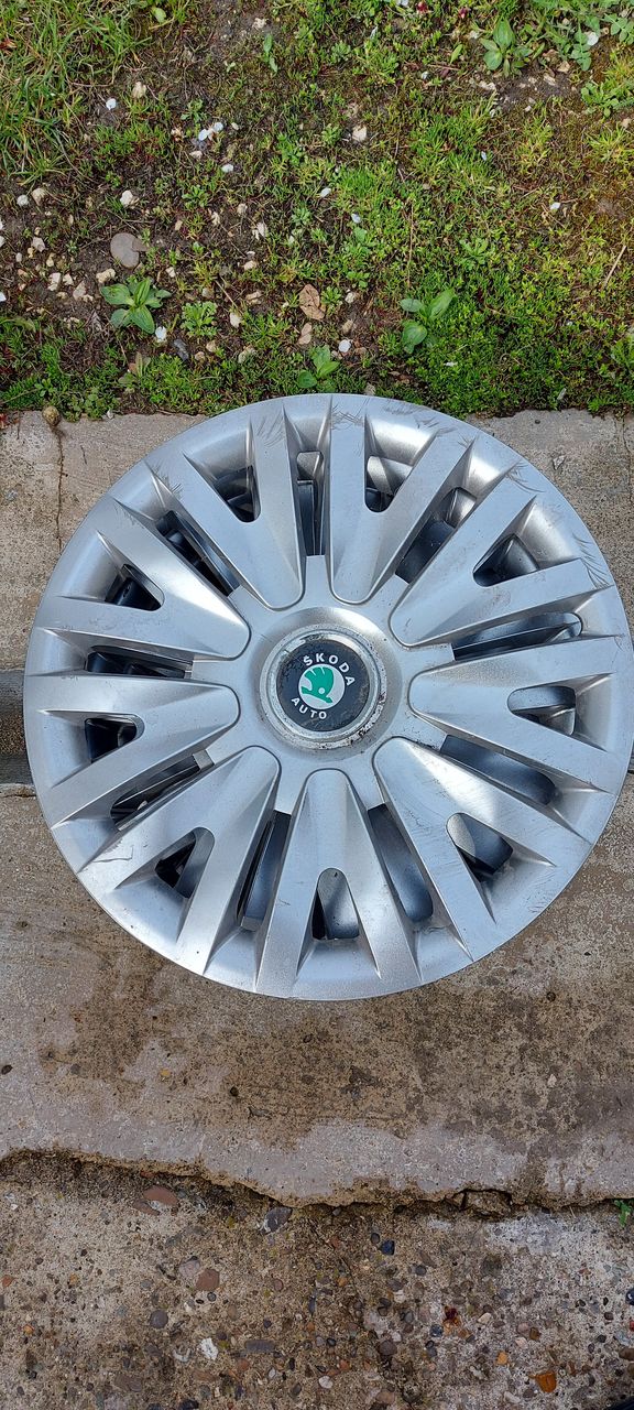 Колпаки Skoda R16