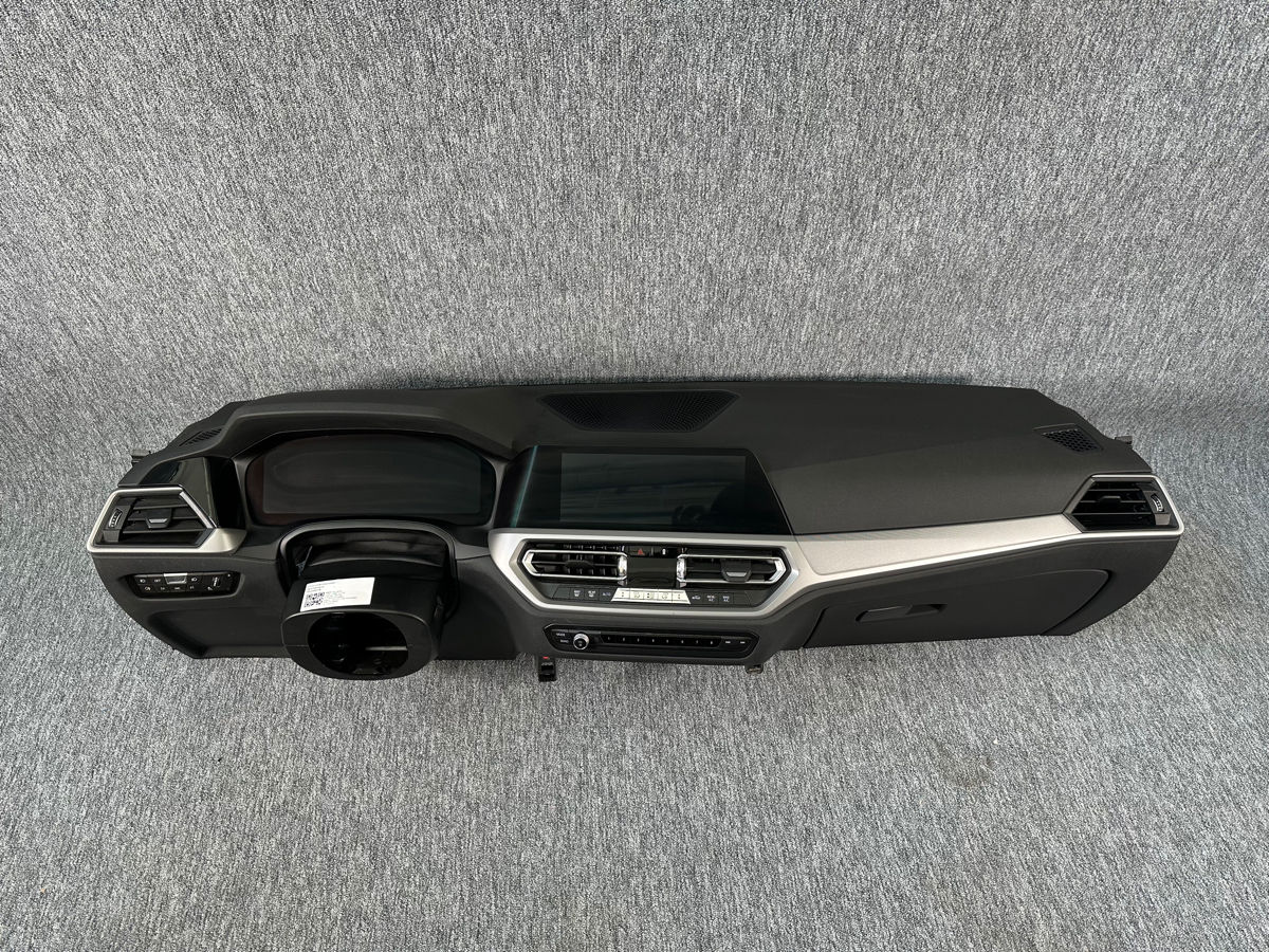 Plansa bord BMW G20 G21 G22 G23 G26 G80 G81 G82  foto 0