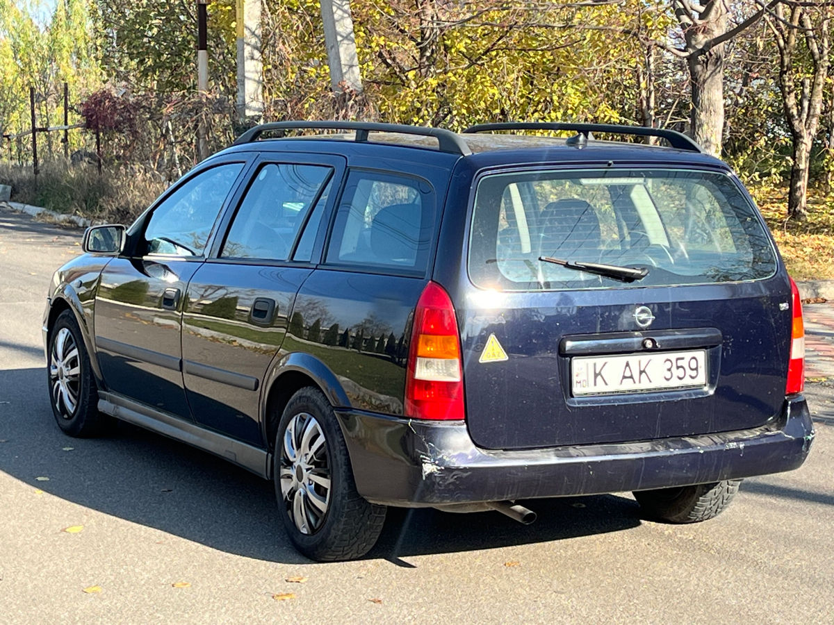 Opel Astra фото 5