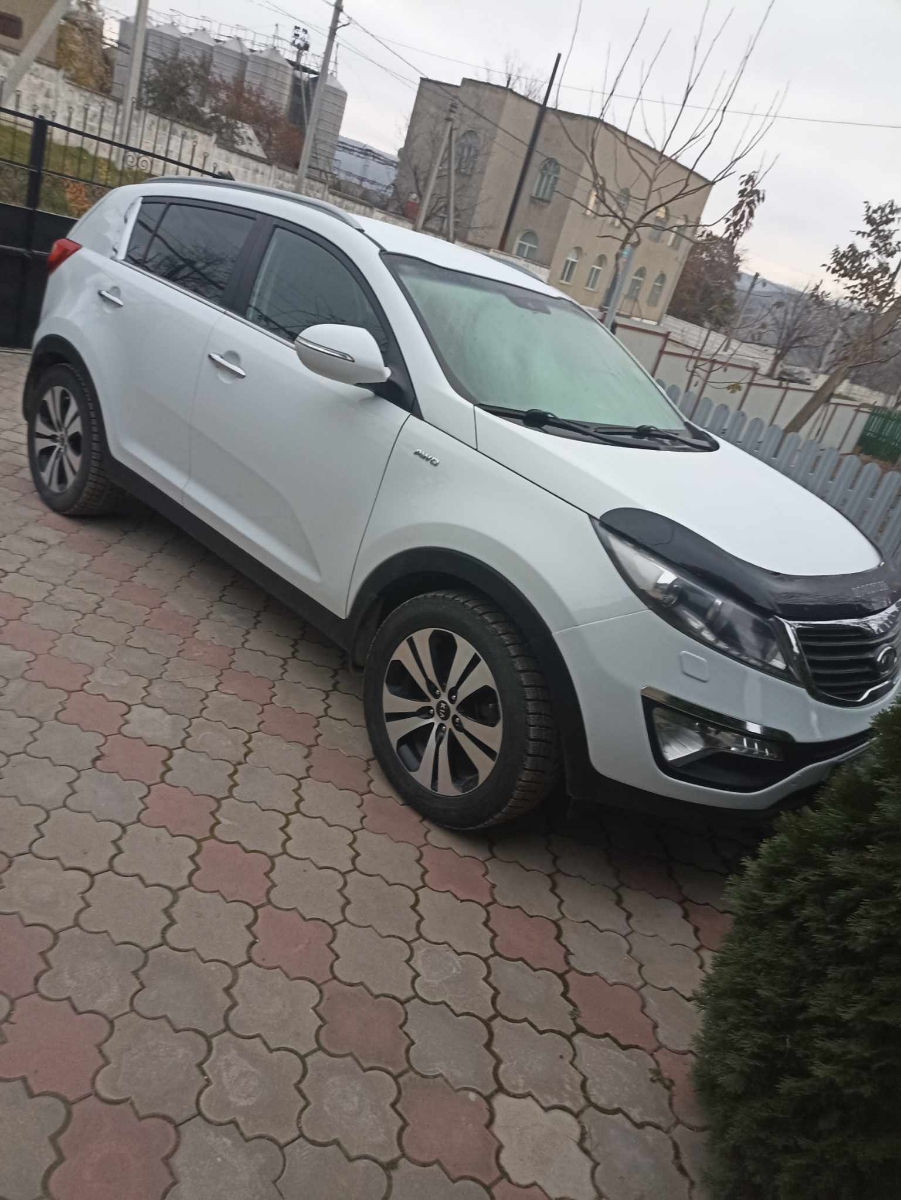 KIA Sportage фото 1