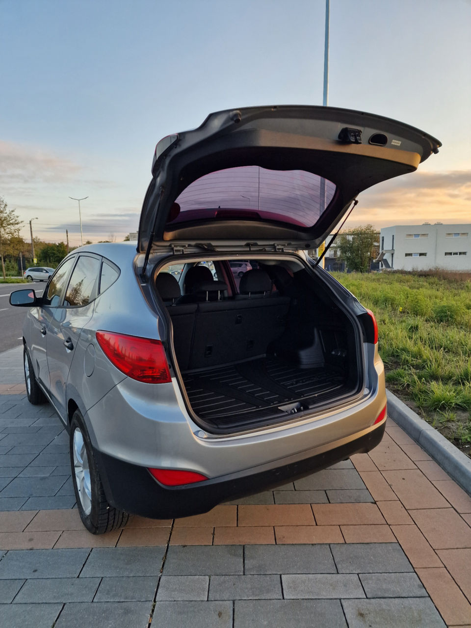 Hyundai ix35 2010 г. с пробегом 163500 км, Бензин, 9980