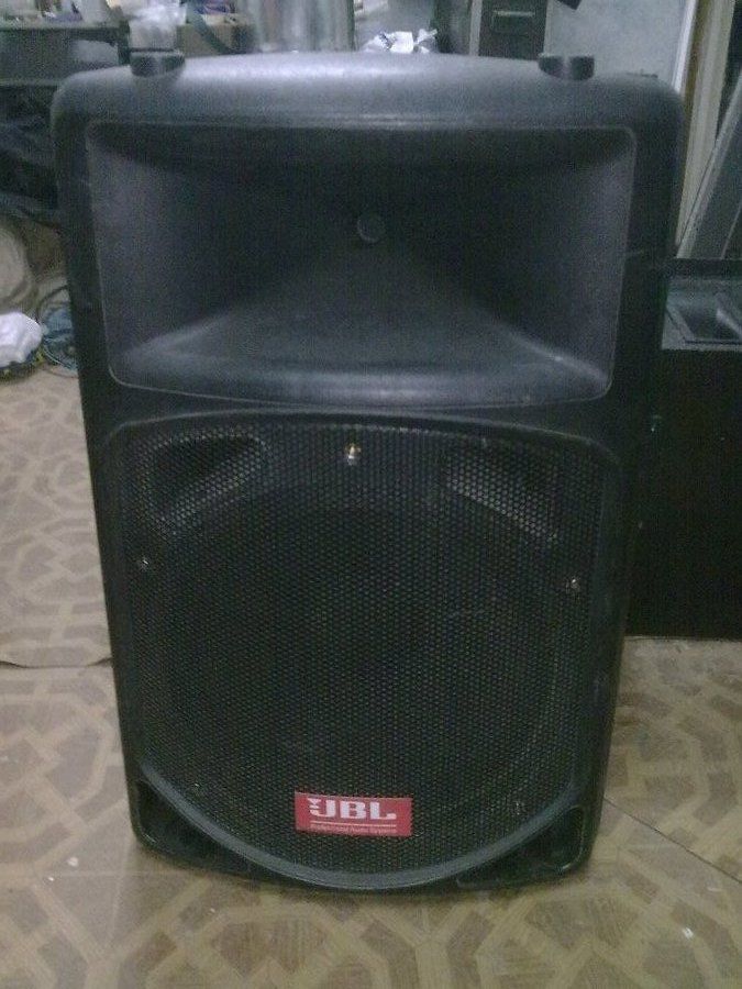 Колонки саратова. Колонки JBL 400 Вт. Колонка JBL 400 ватт. JBL 1000вт колонка концертная. Колонка JBL 150 ватт.