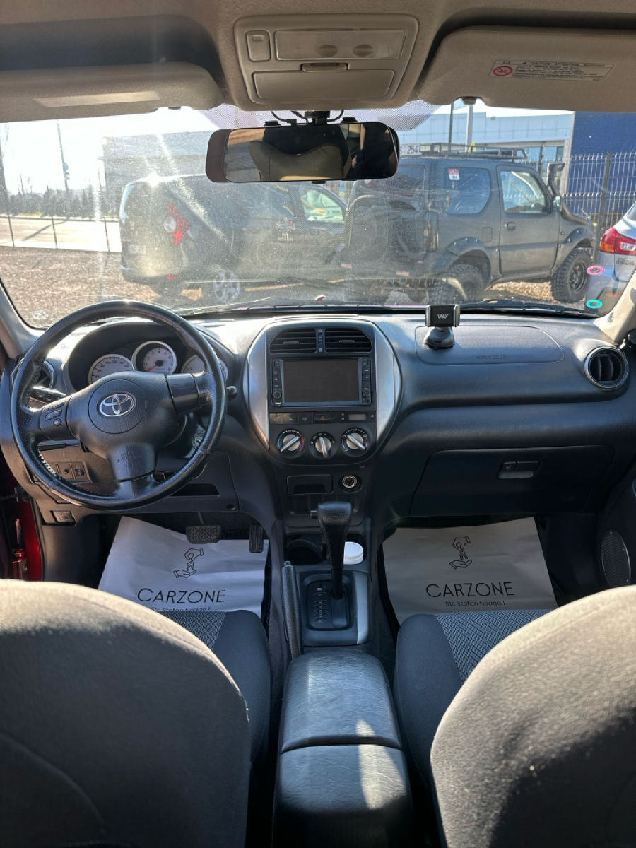 Toyota Rav 4 foto 4