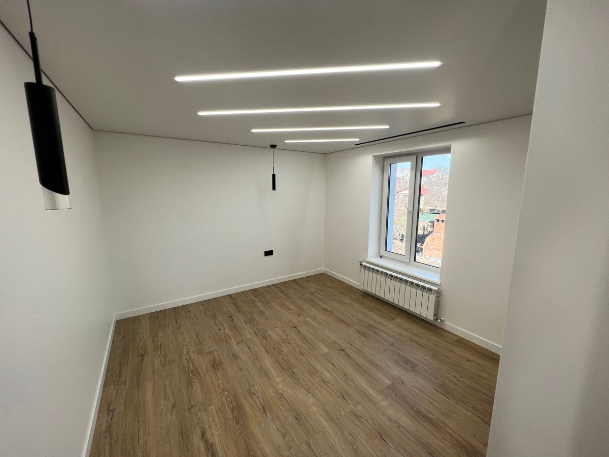 Casa Ialoveni sect. de Vile Dânceni/Suruceni foto 11