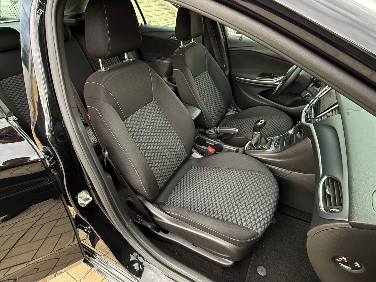 Opel Astra foto 2