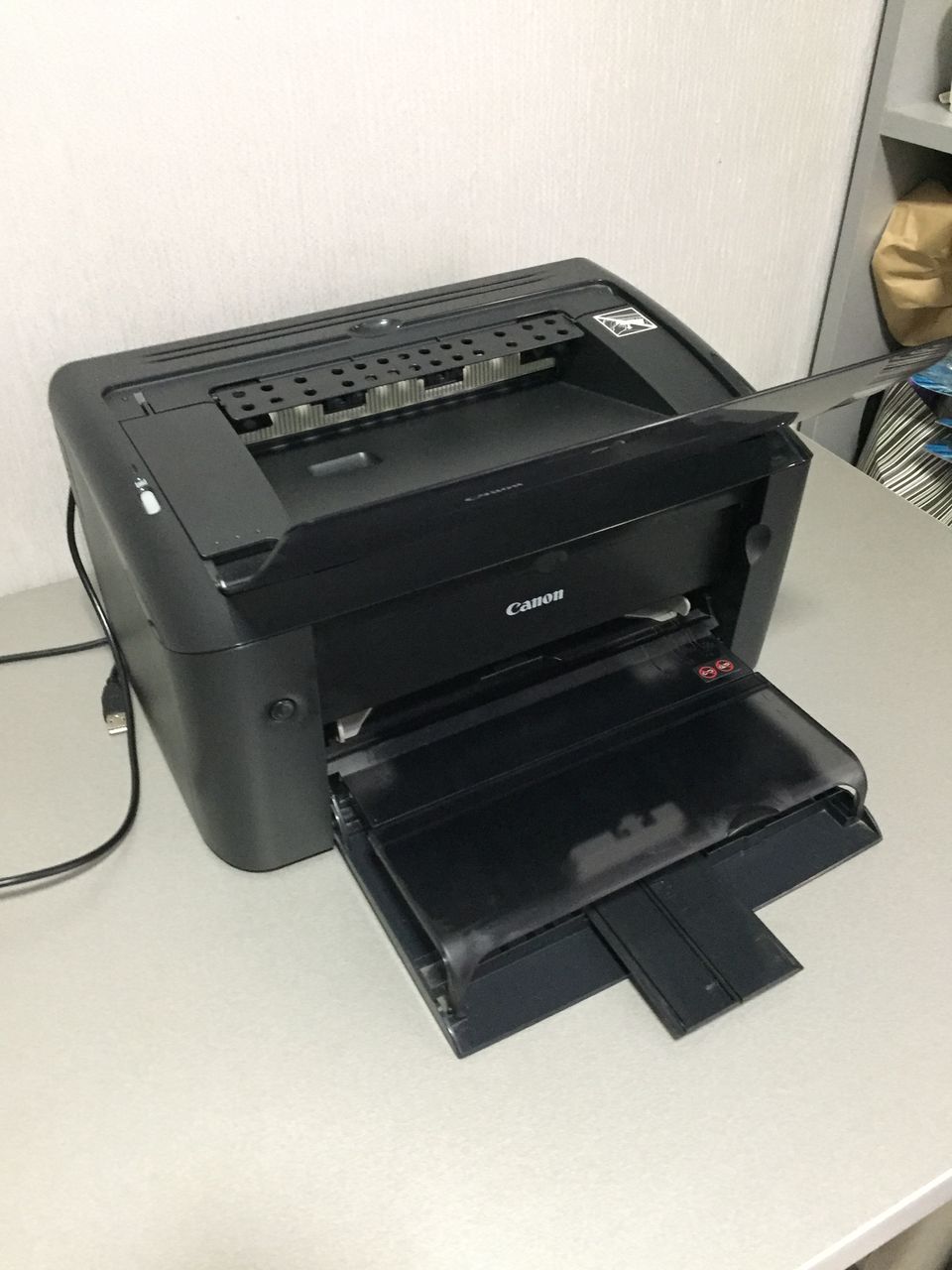 Принтер canon lbp3010b как достать