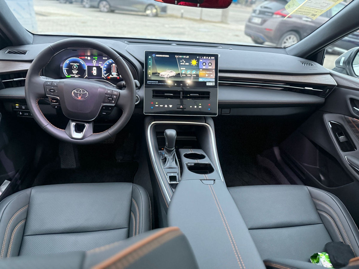 Toyota Avalon фото 4