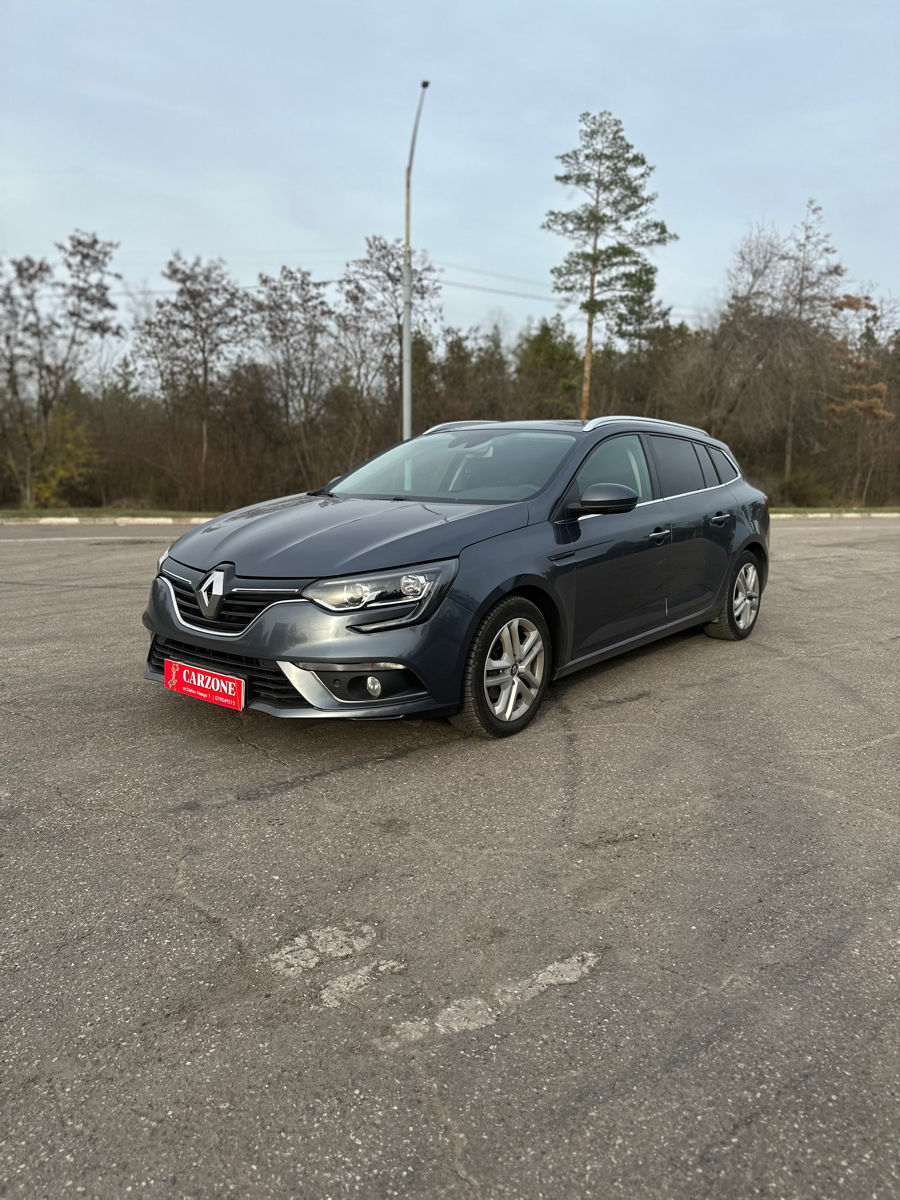 Renault Megane фото 0