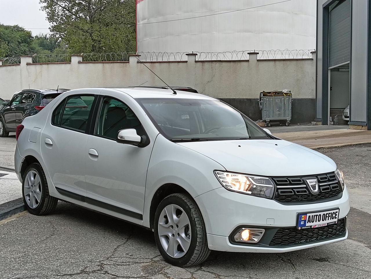 Dacia Logan фото 3