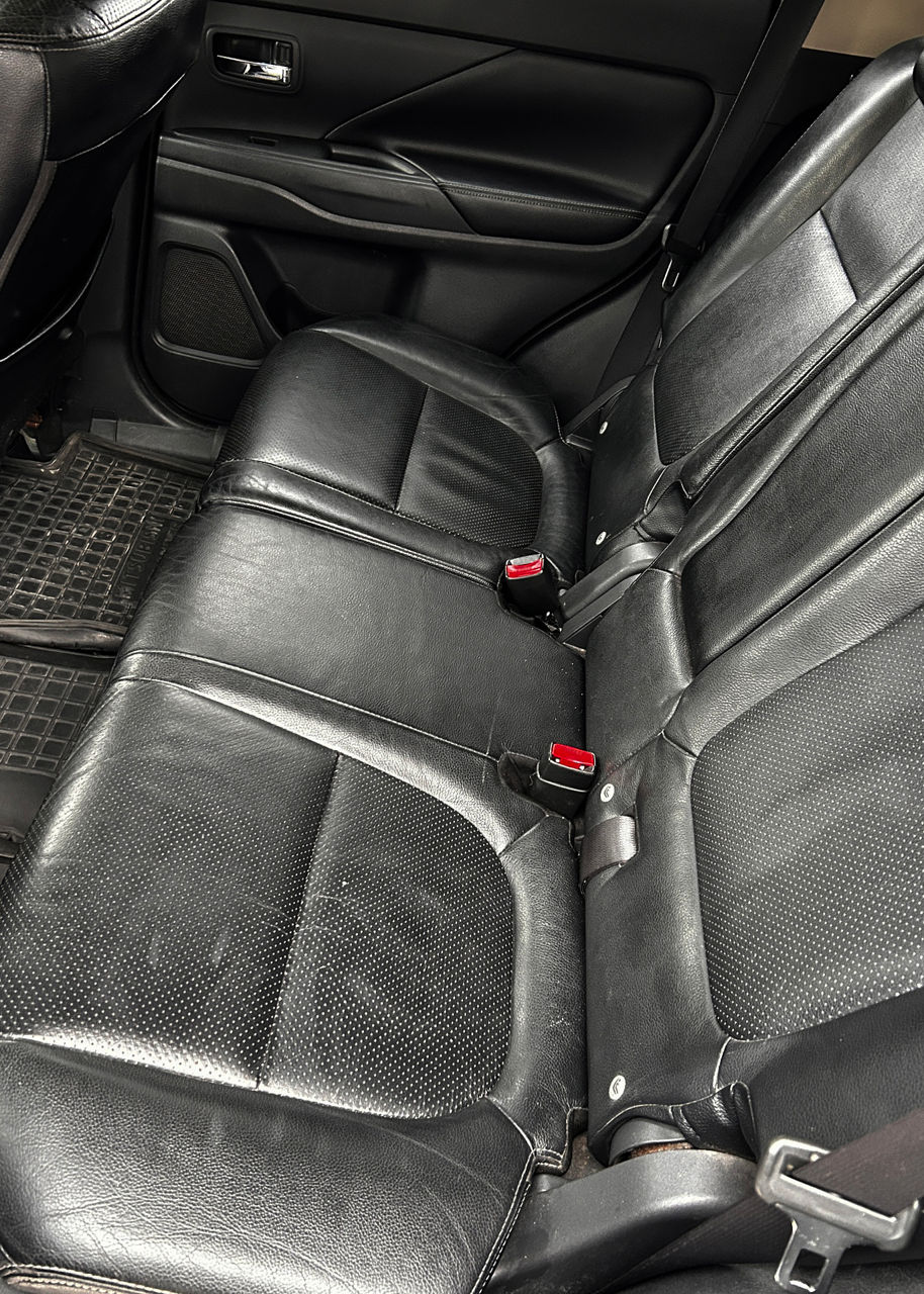 Mitsubishi Outlander foto 10
