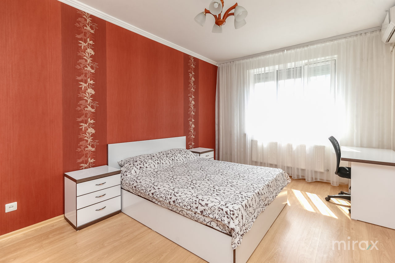 Apartament cu 3 camere, 135 m², Centru, Chișinău foto 7