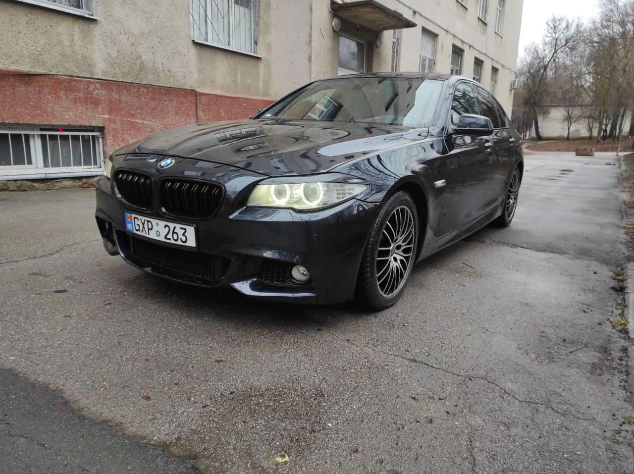 Prokat 13 evro BMW 3.0 Dizel Automat ekonom 8 litre dizeli foto 9