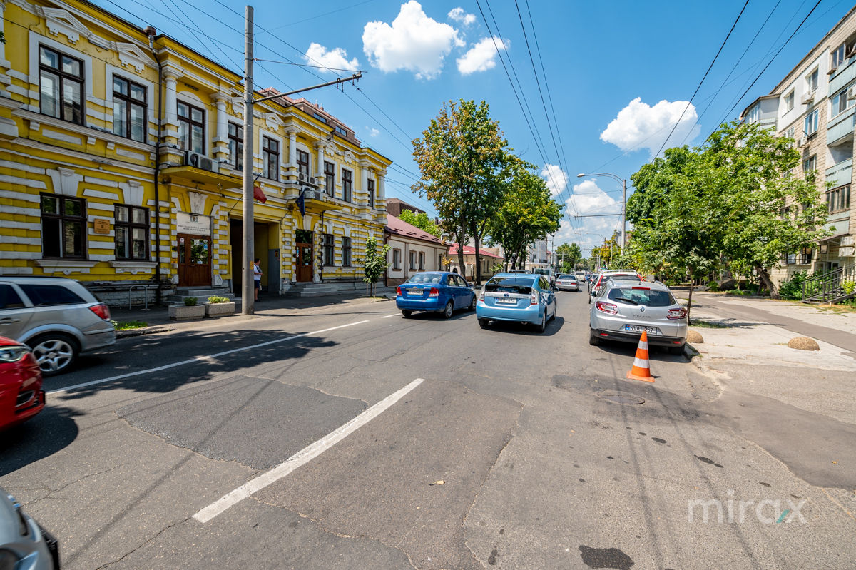 Se dă în chirie spațiu comercial pe str. București, Centru, Chișinău foto 3