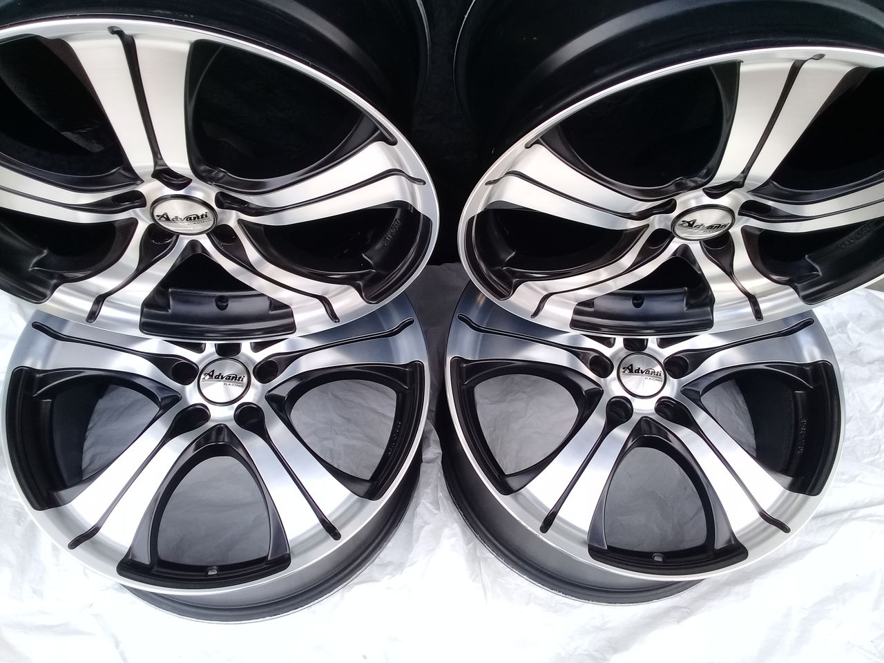 Advanti Black R20, 5x114,3 Germany foto 0