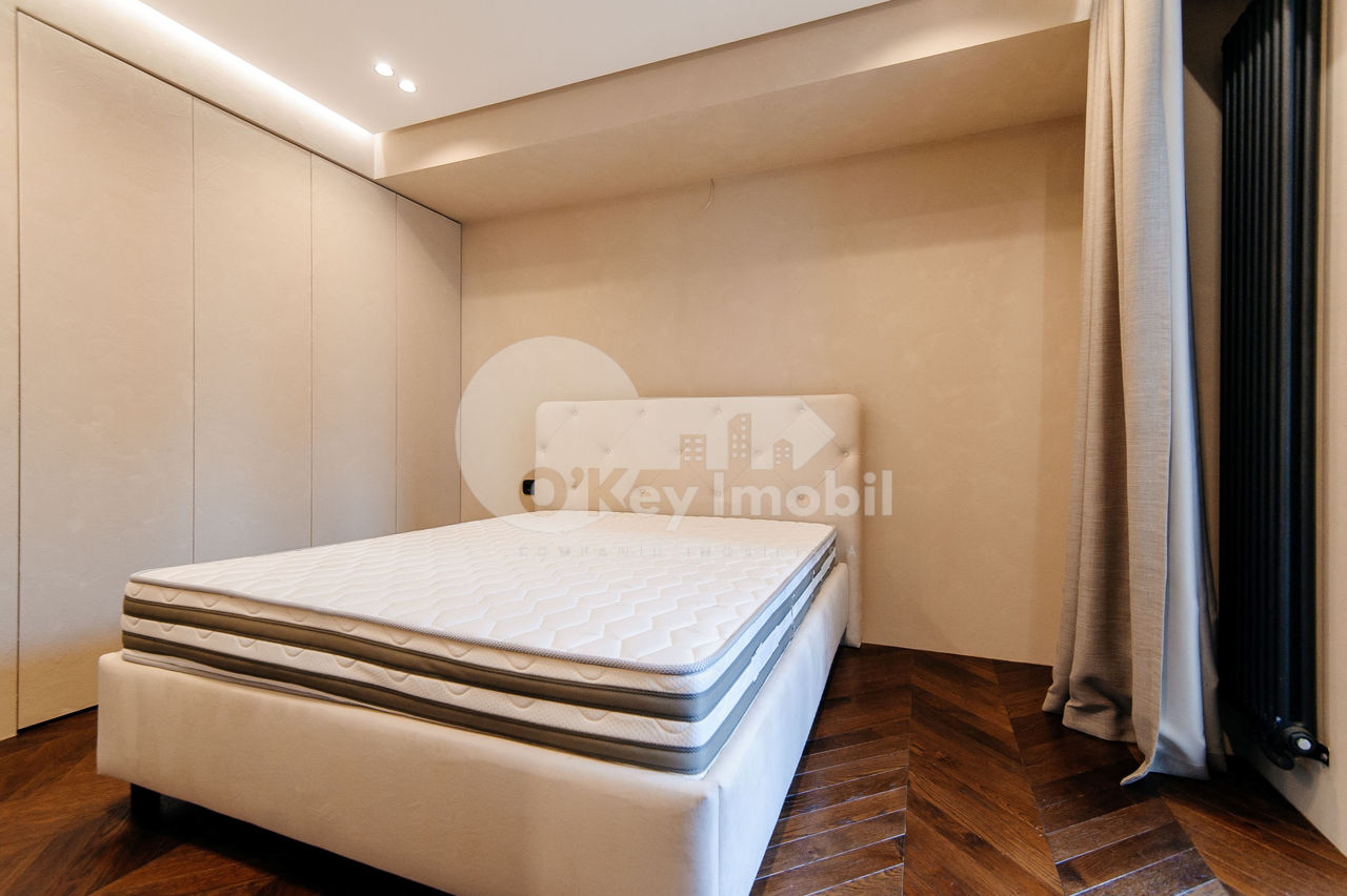 Apartament, Centru, 100 mp, 3000 € ! foto 13