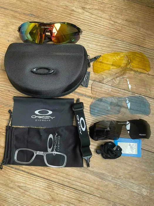 Ochelari tactici Oakley foto 0
