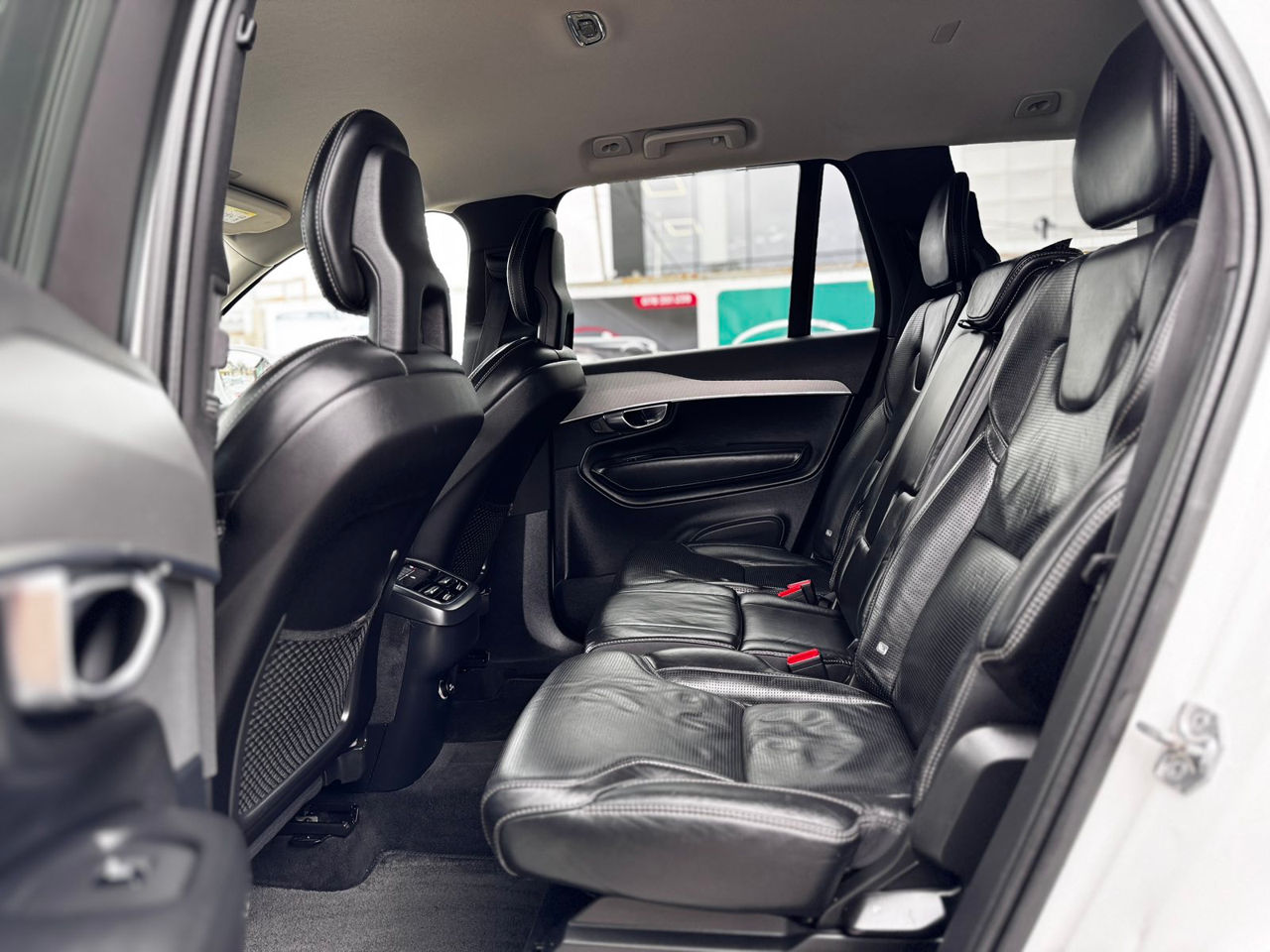 Volvo XC90 foto 8