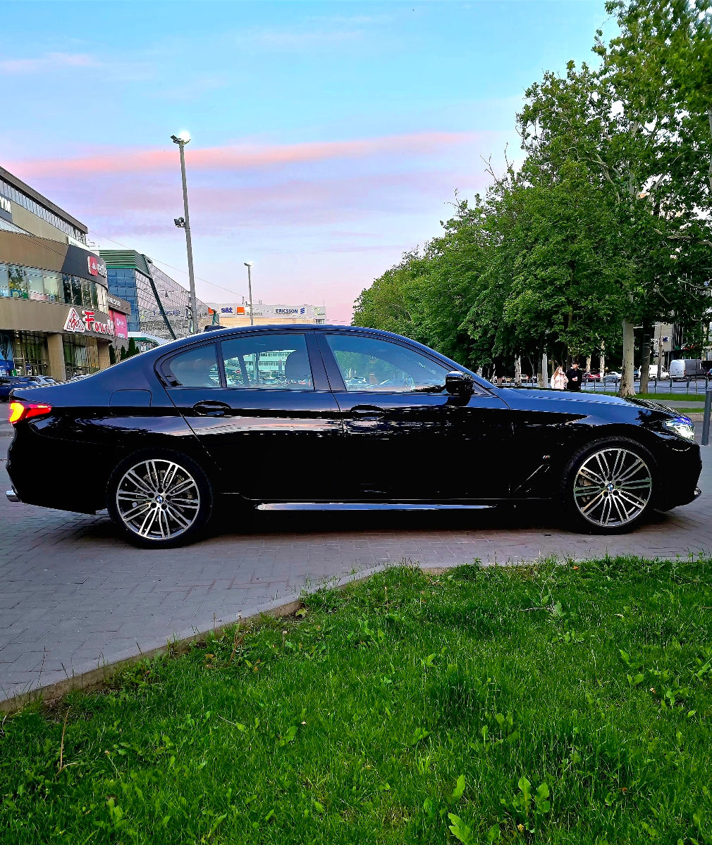 BMW 5 Series foto 8