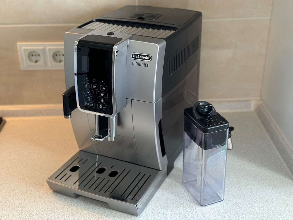 Кофемашина / automat de cafea Delonghi dinamica foto 5