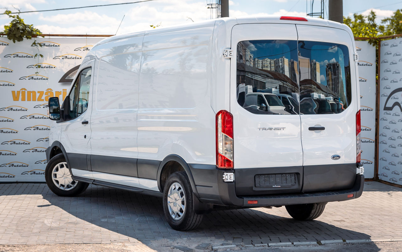 Ford Transit foto 1