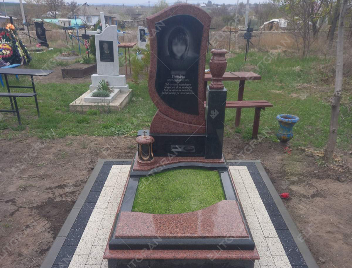 Надгробные памятники, фото и надгробие из гранитного камня.
