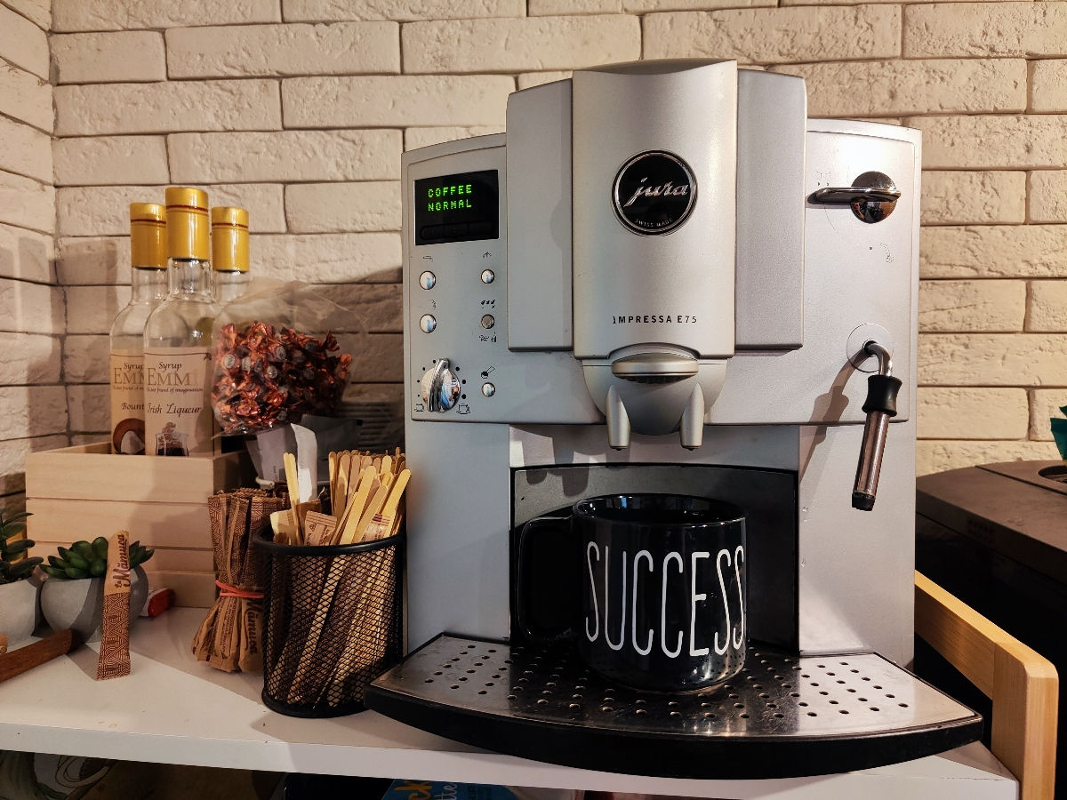 Jura impressa e75 2025