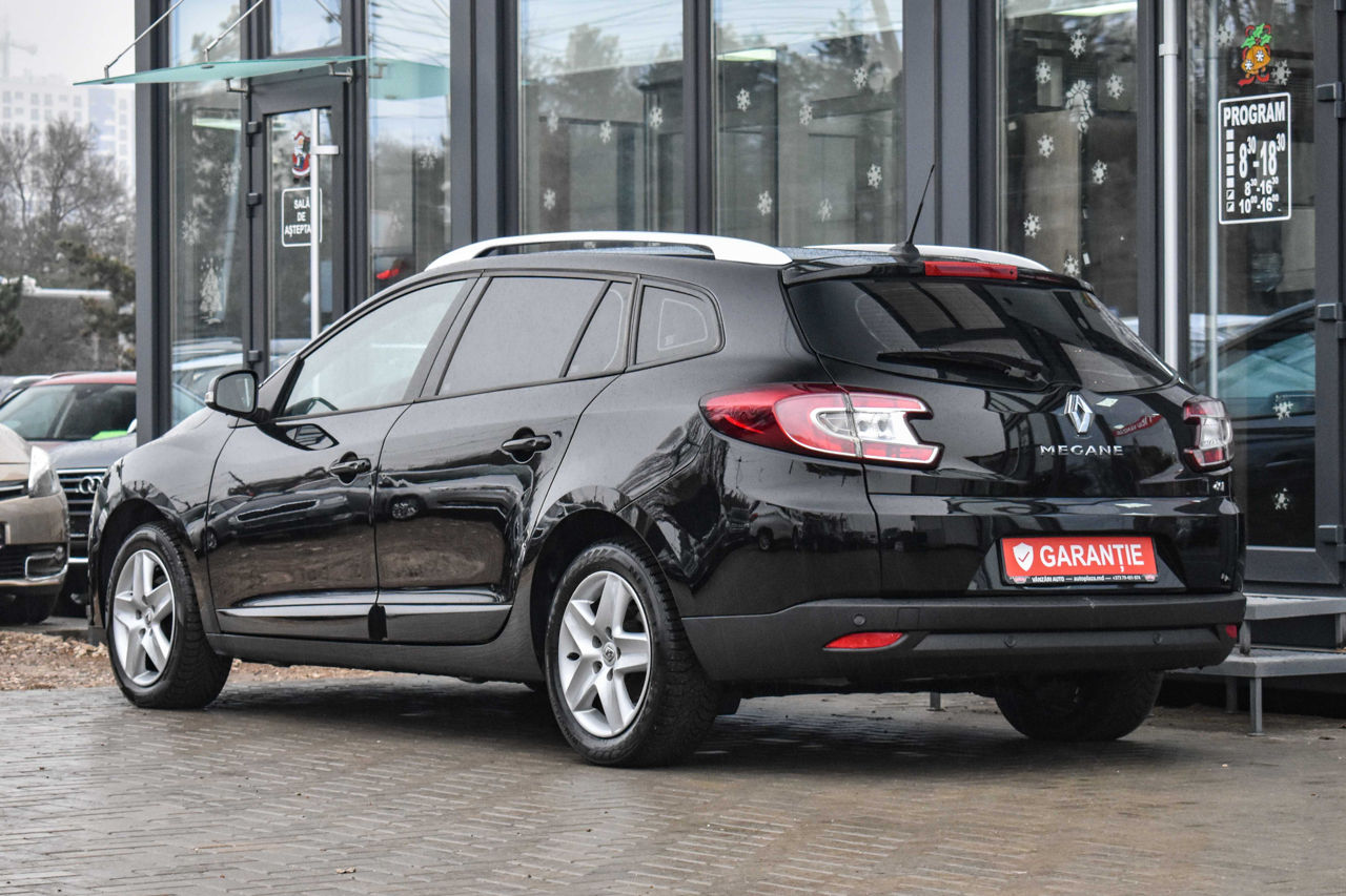 Renault Megane фото 5